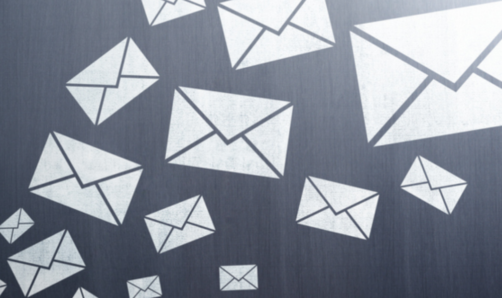 6 Ways to Combine Print and Email Marketing
