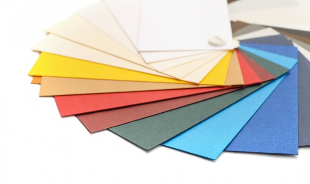 Touch is Everything: Choosing the Perfect Paper for Printing